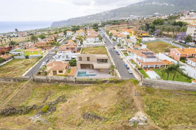 Terreno residencial en Venta en Calle Leopoldo de la Rosa Olivera, 16 en Centro
