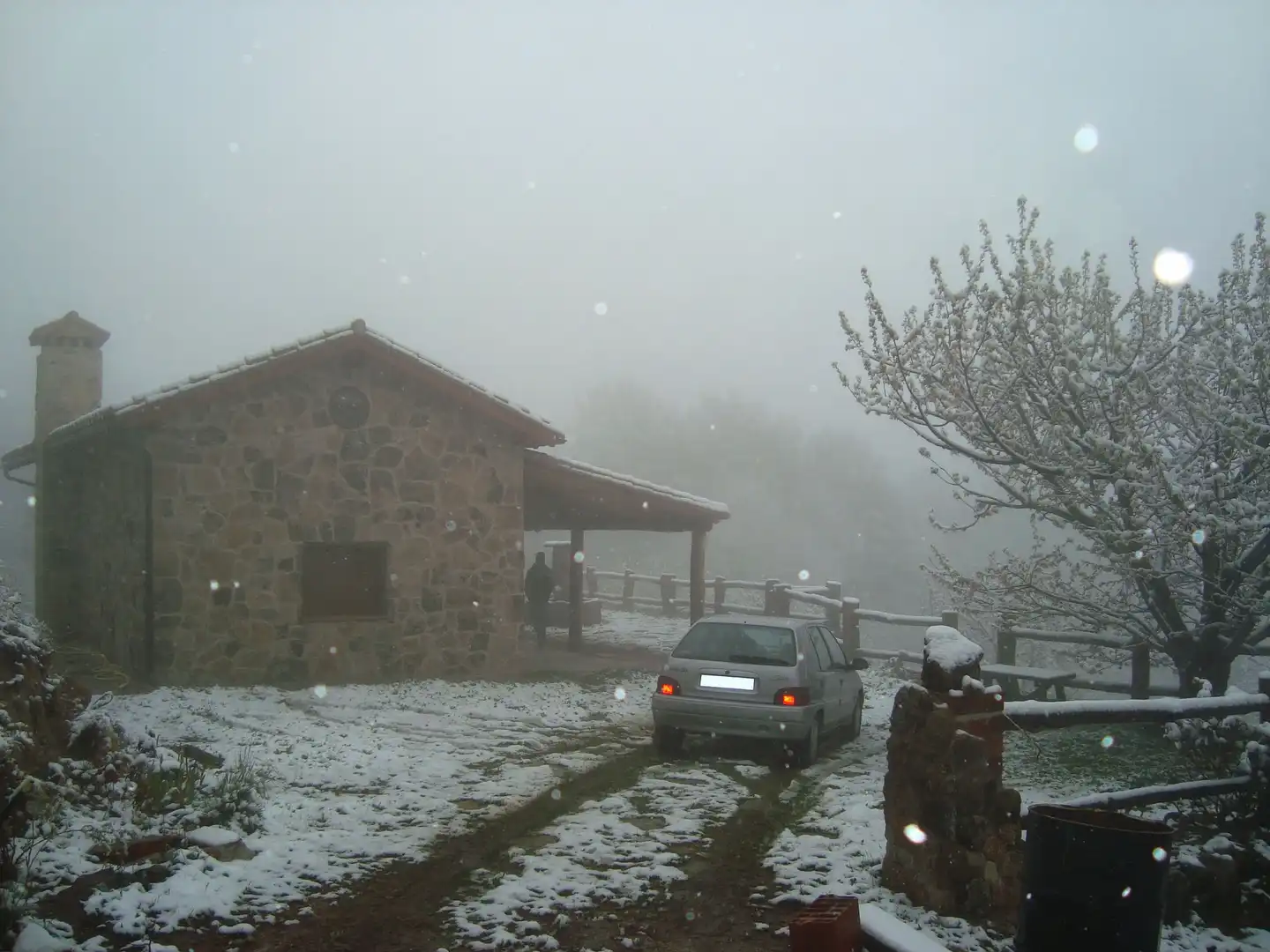 Aparcament de Casa o xalet en venda en El Hornillo 