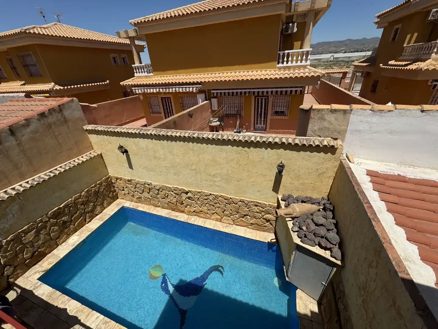 Maisonette zur Miete in Calle Via, 206, Bahia