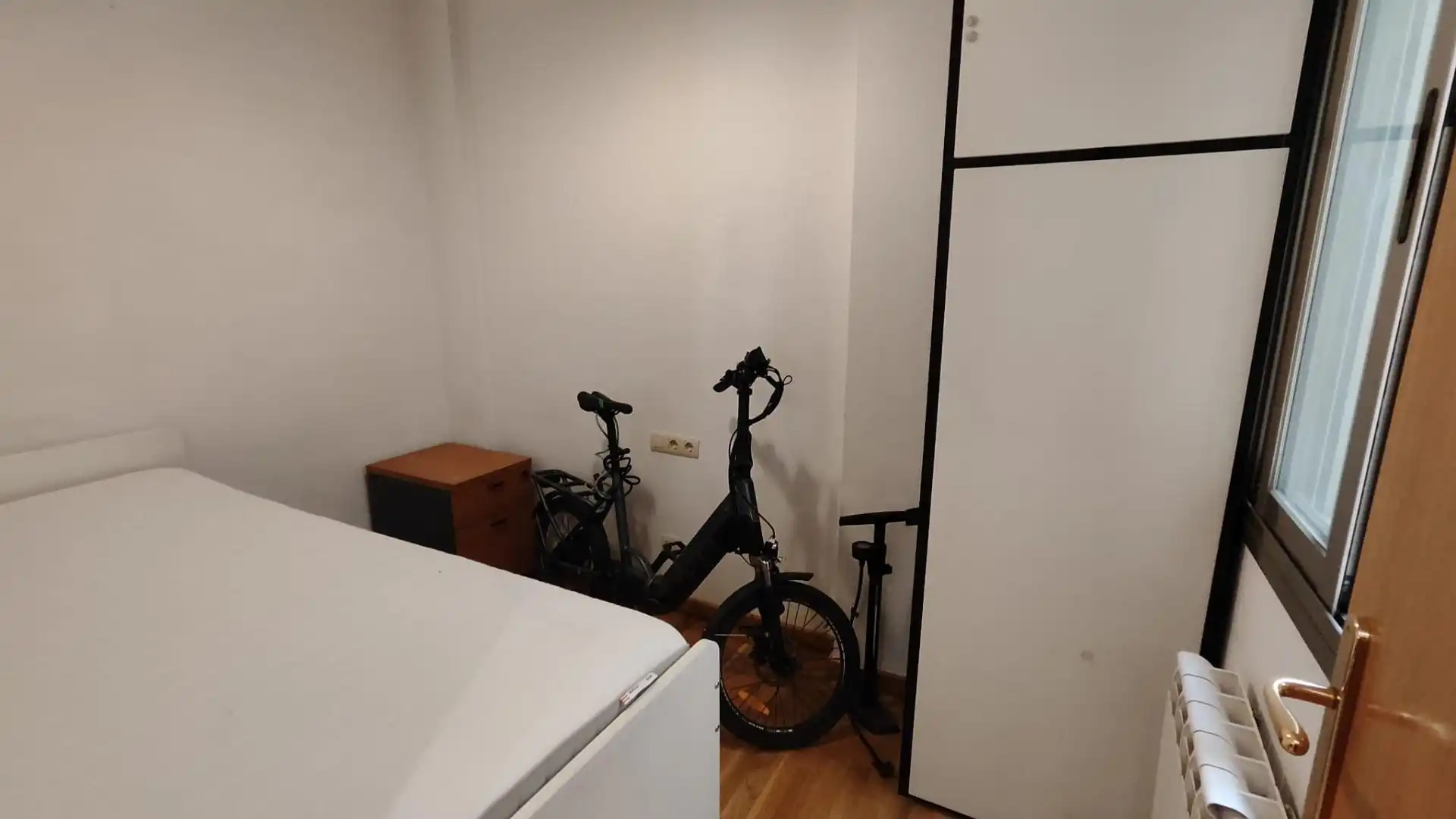 Piso en venta en Sabadell con Calefacción y Trastero