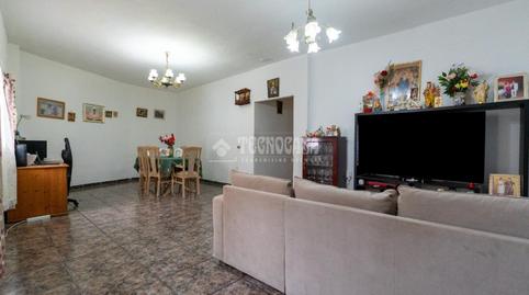 Foto 3 de Casa adosada en venda a San Isidro, Santa Cruz de Tenerife