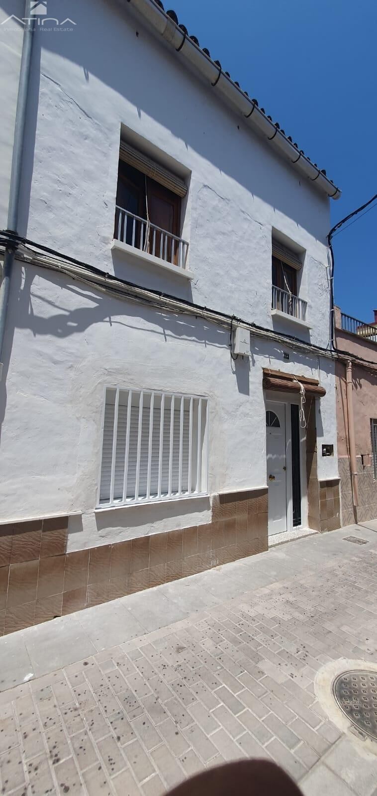 Vista exterior de Casa o xalet en venda en Beniarjó amb Aire condicionat i Terrassa