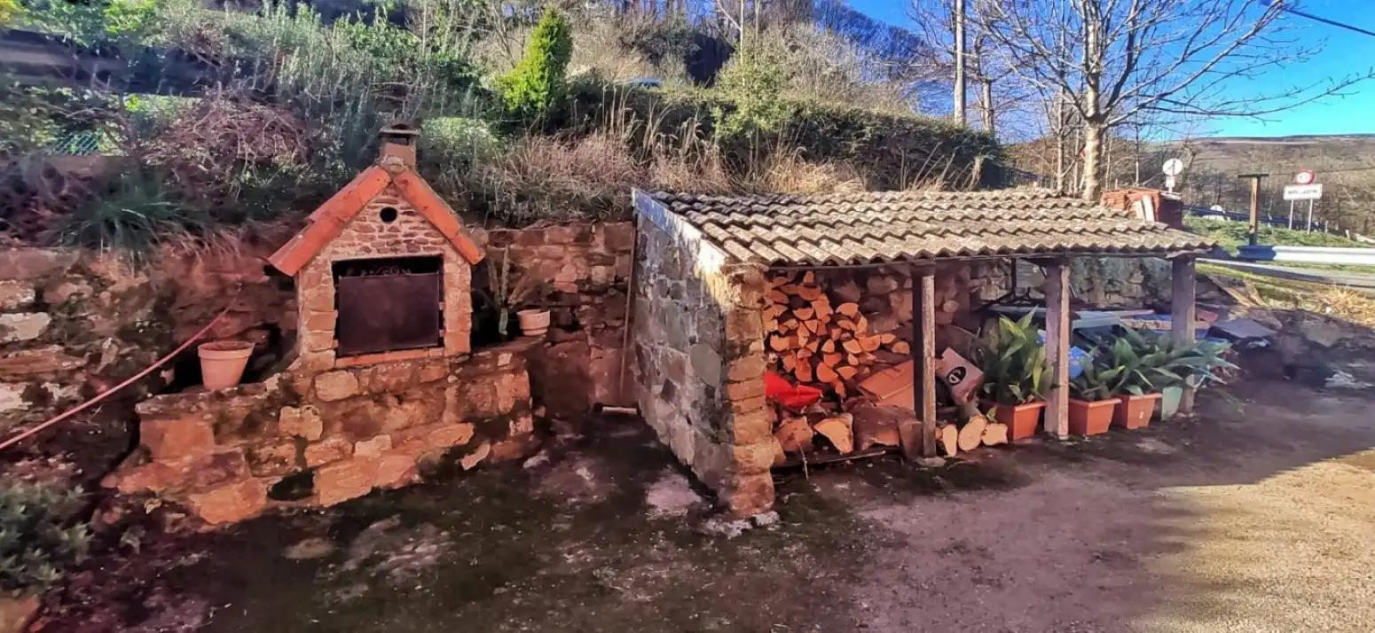 Detached homes for sale in San Miguel de Luena - Barrio BOLLACIN, Luena