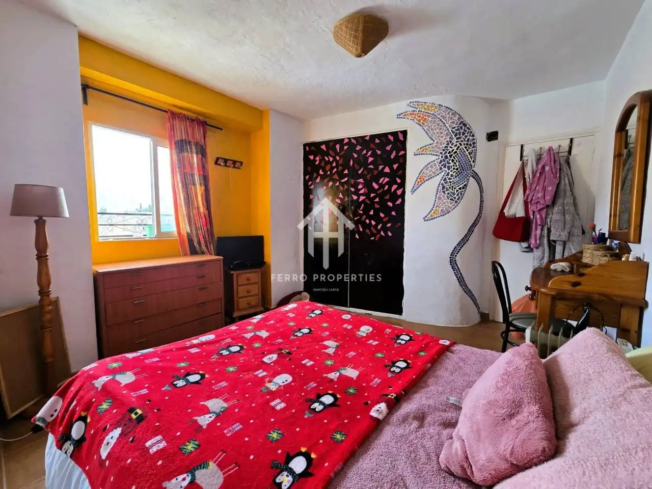Dormitori de Casa o xalet en venda en Loja amb Terrassa i Moblat