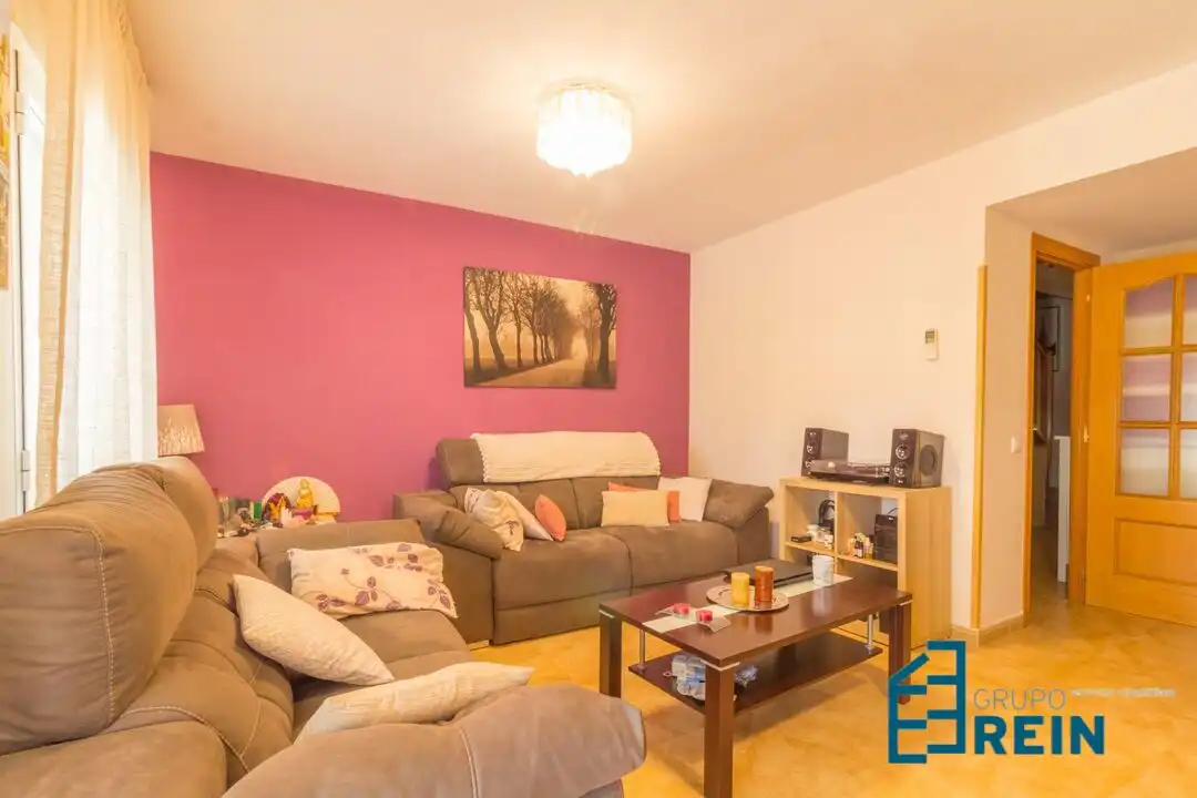 Sala de estar de Casa adosada en venta en Recas con Aire acondicionado, Calefacción y Trastero