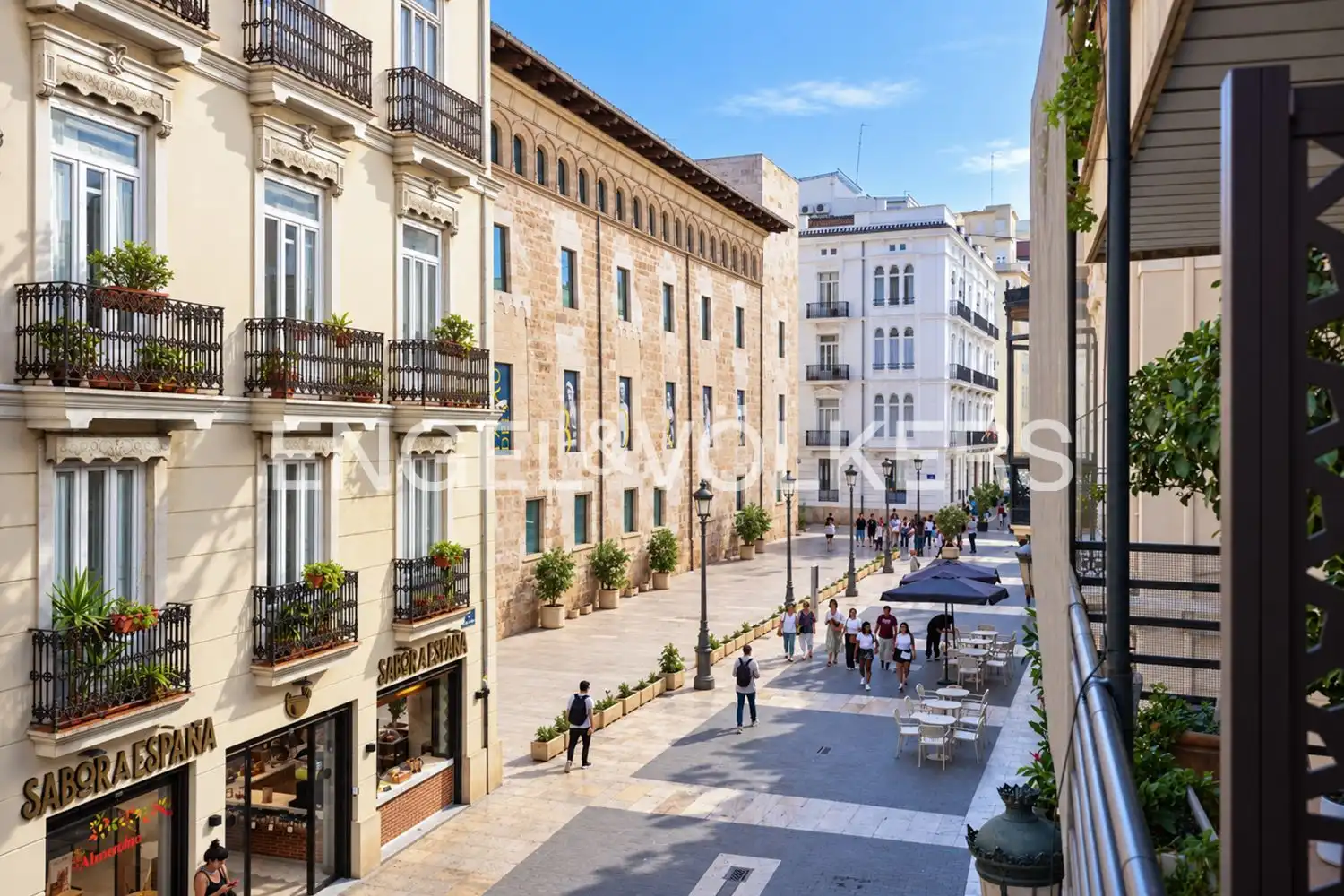 Exterior view of Flat for rent in Valencia  with Air Conditioner, Heating and Parquet flooring