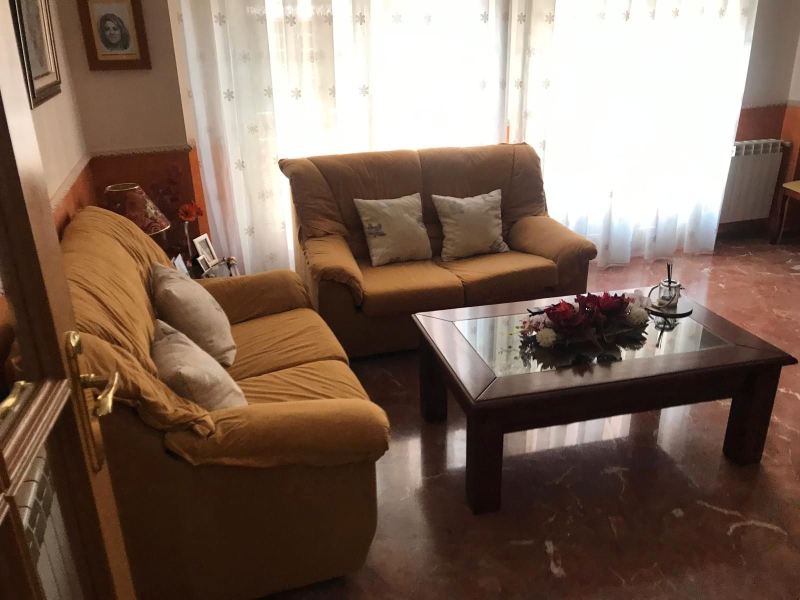 Living room of Flat for sale in  Albacete Capital  with Air Conditioner, Heating and Balcony