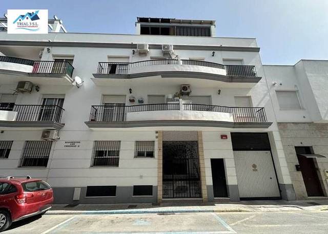 Casa-chalet en Venta en Calle FELIX RODRIGUEZ FUENTE en Barbate ciudad
