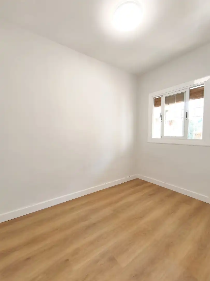 Habitación de Piso en venta en Barcelona con Parquet, Terraza y Trastero