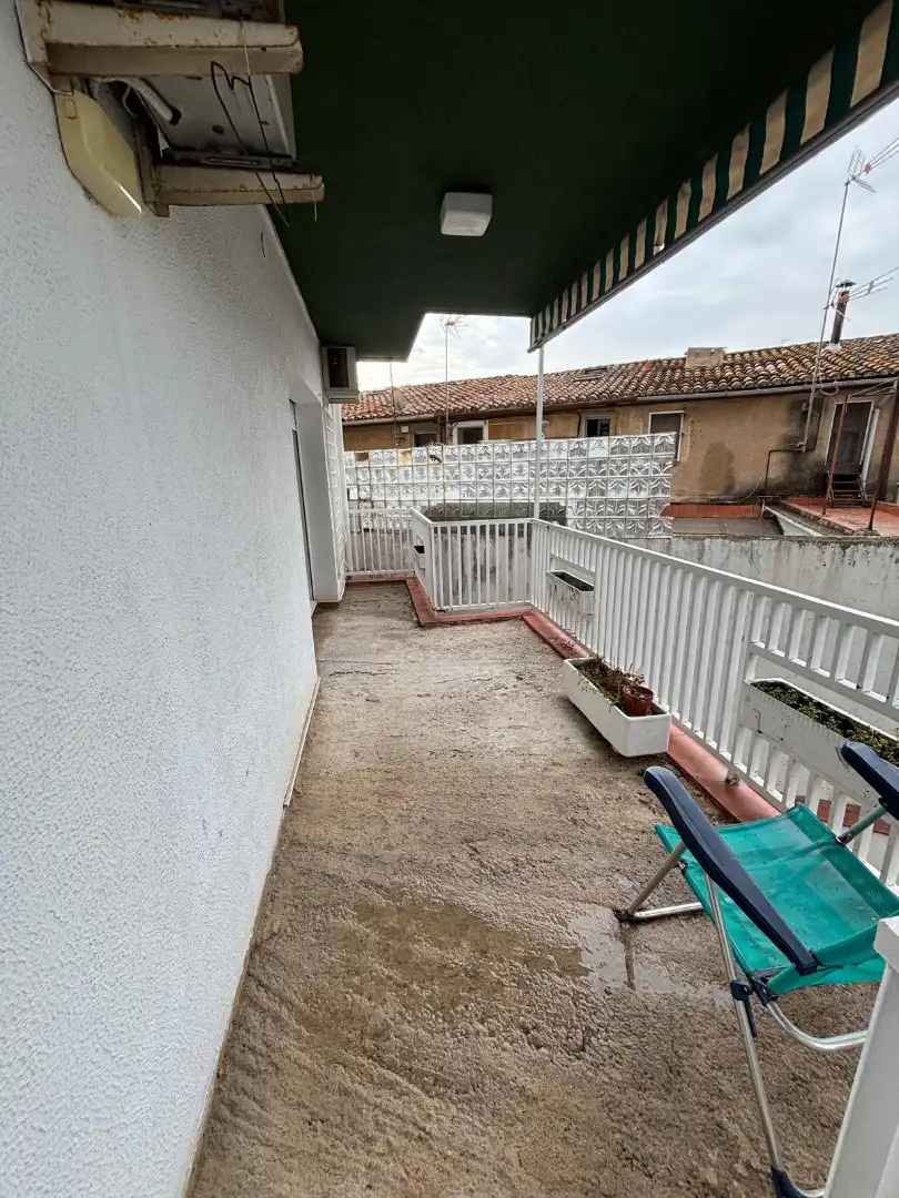Appartamento con terrazza in affitto a Carrer del Mestre Antoni Nicolau, imagen 2