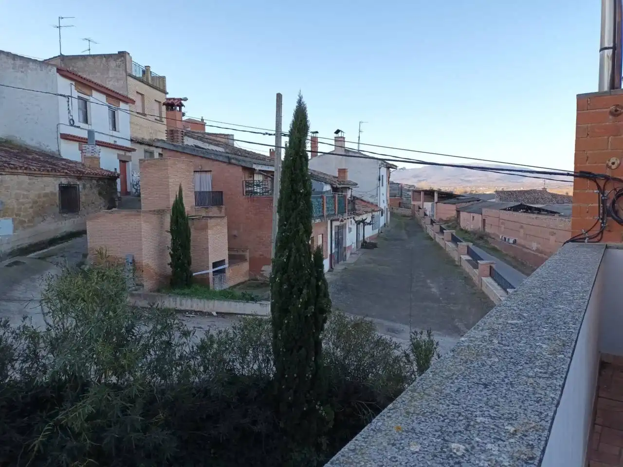 Vista exterior de Casa o chalet en venta en Alberite con Terraza y Amueblado
