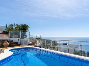 Xalet amb piscina en venda a DE JORDI DE SANT JORDI