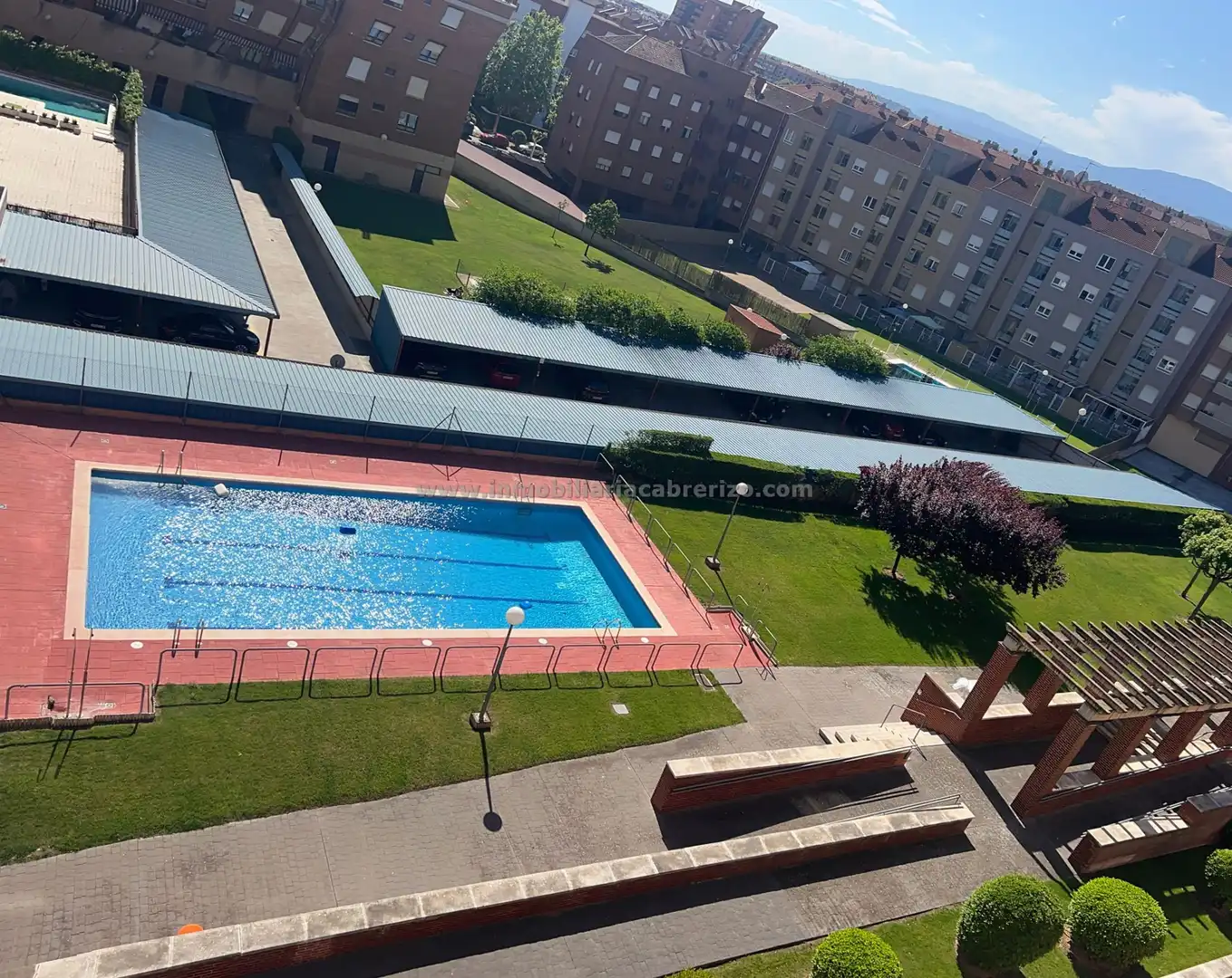 Piscina de Piso en venta en  Logroño con Aire acondicionado, Calefacción y Parquet