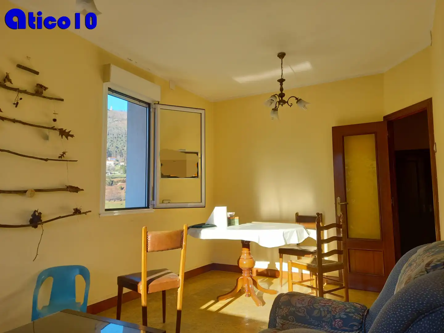 Esszimmer von Einfamilien-Reihenhaus zum Verkauf in Oviedo  mit Heizung, Privatgarten und Parkett