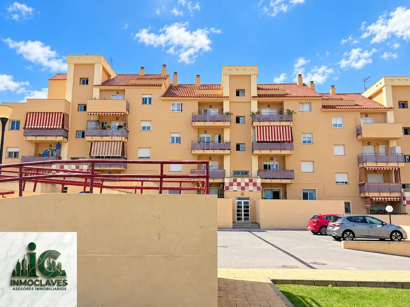 Vista exterior de Piso en venta en San García