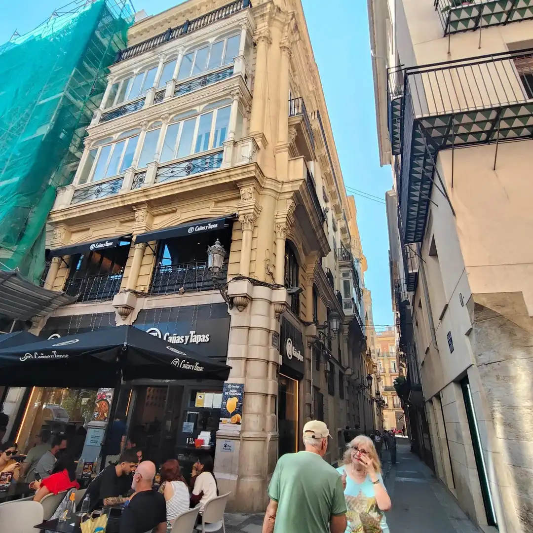 Vista exterior de Piso en venta en Ciutat Vella 