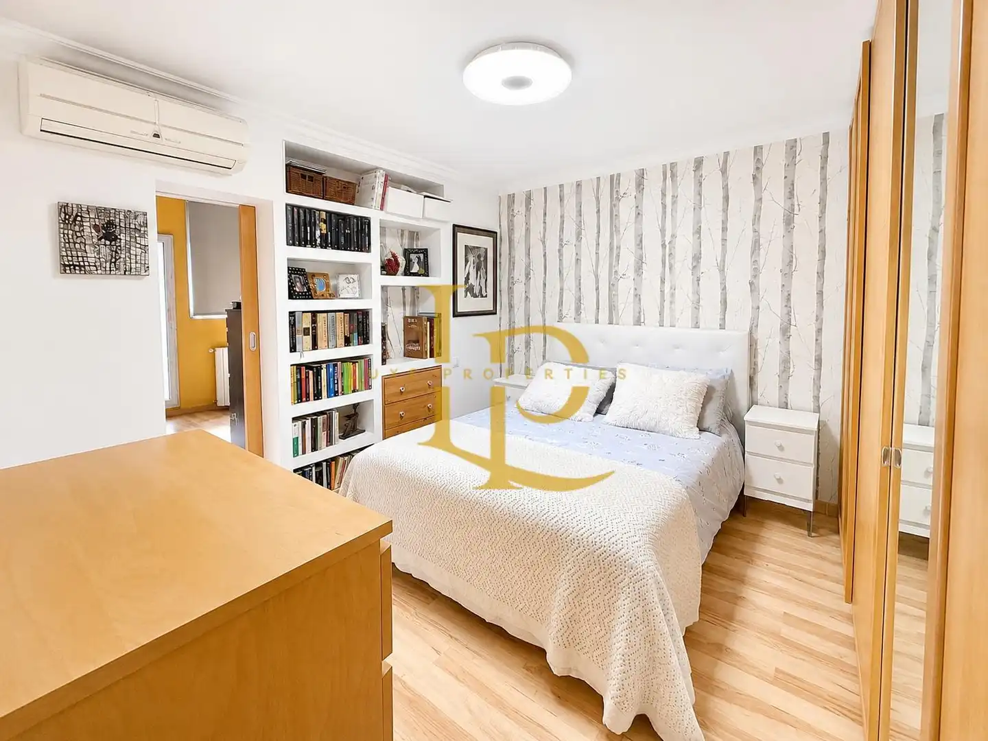 Habitación de Ático en venta en Rubí con Aire acondicionado, Calefacción y Parquet