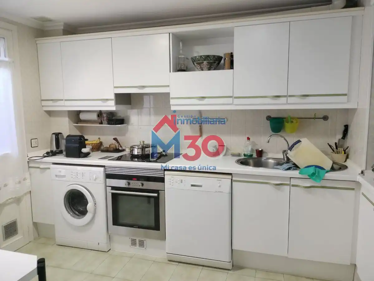 Cocina de Casa o chalet en venta en Miranda de Ebro con Calefacción y Terraza