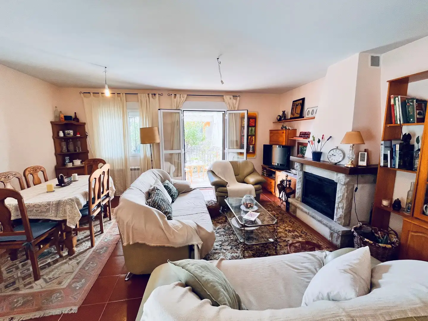 Sala de estar de Casa adosada en venta en Herradón de Pinares con Calefacción