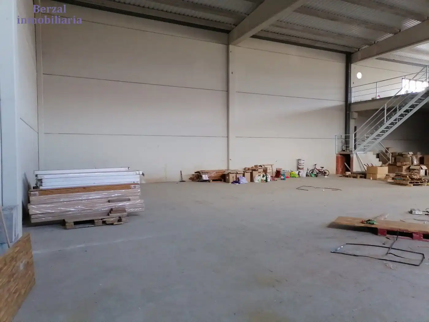 Nave industrial en venta en Polígono Buicio, imagen 3