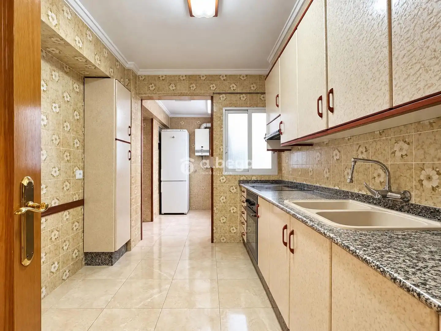 Küche von Wohnung zum Verkauf in Valencia mit Klimaanlage, Terrasse und Möbliert