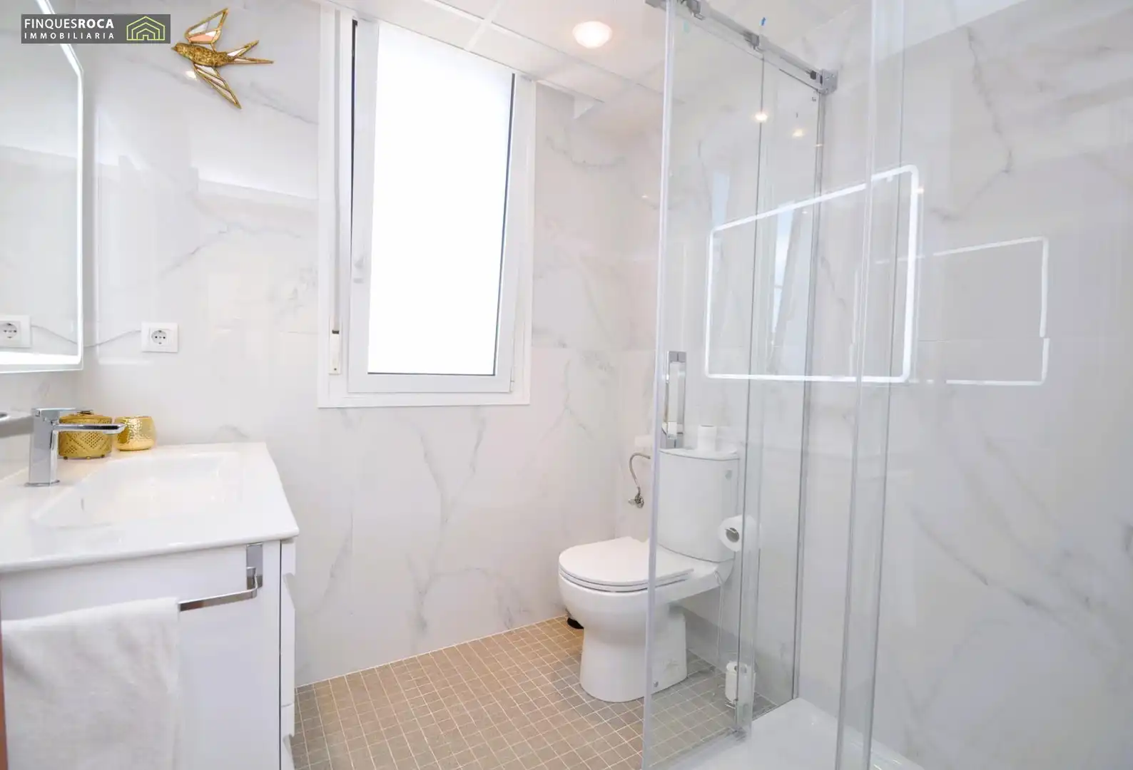 Attic for sale in Avenida JACINT VERDAGUER, El Maset