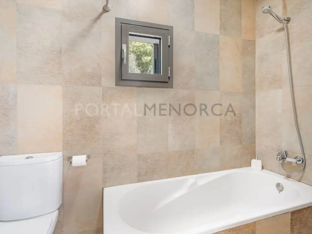 Bany de Casa o xalet en venda en Es Mercadal amb Jardí privat, Terrassa i Piscina