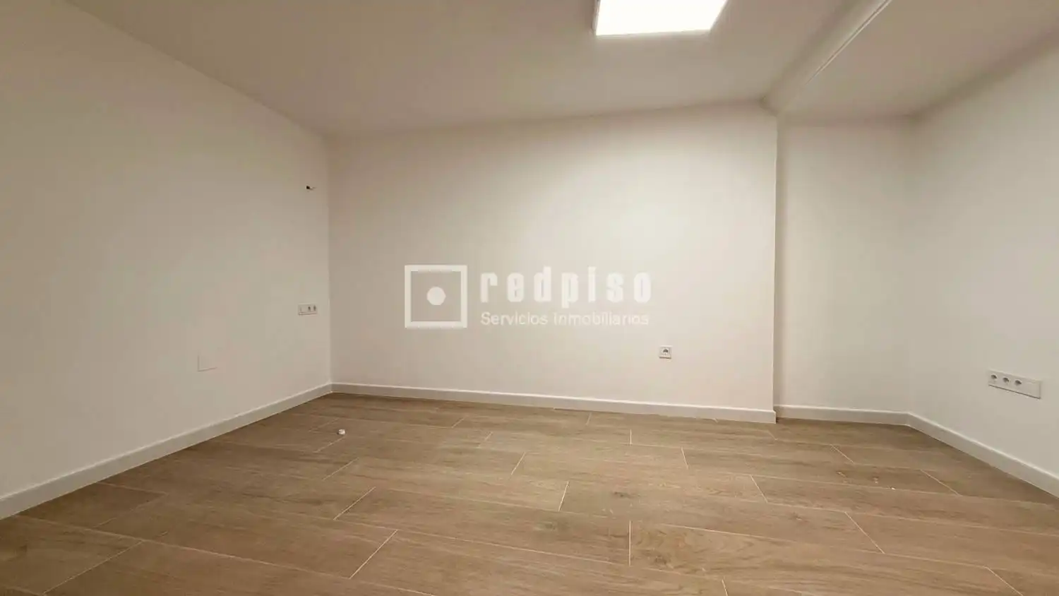 Piso en venta en Málaga con Calefacción y Terraza