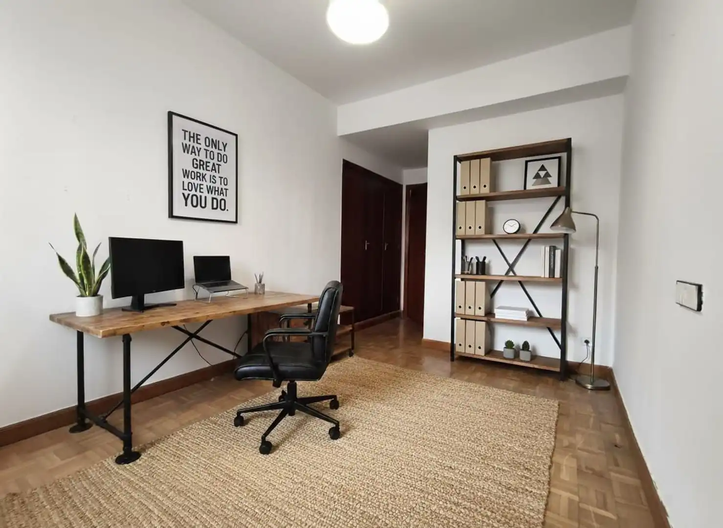 Bedroom of Flat for sale in Oviedo   with Heating, Terrace and Storage room
