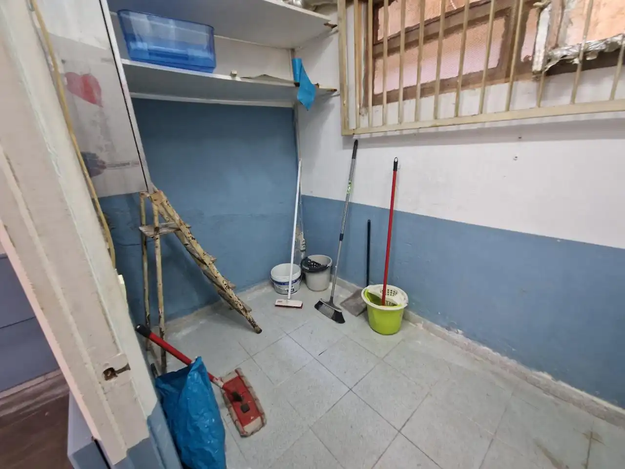 Local comercial en venda a De Pin I Soler, imagen 9