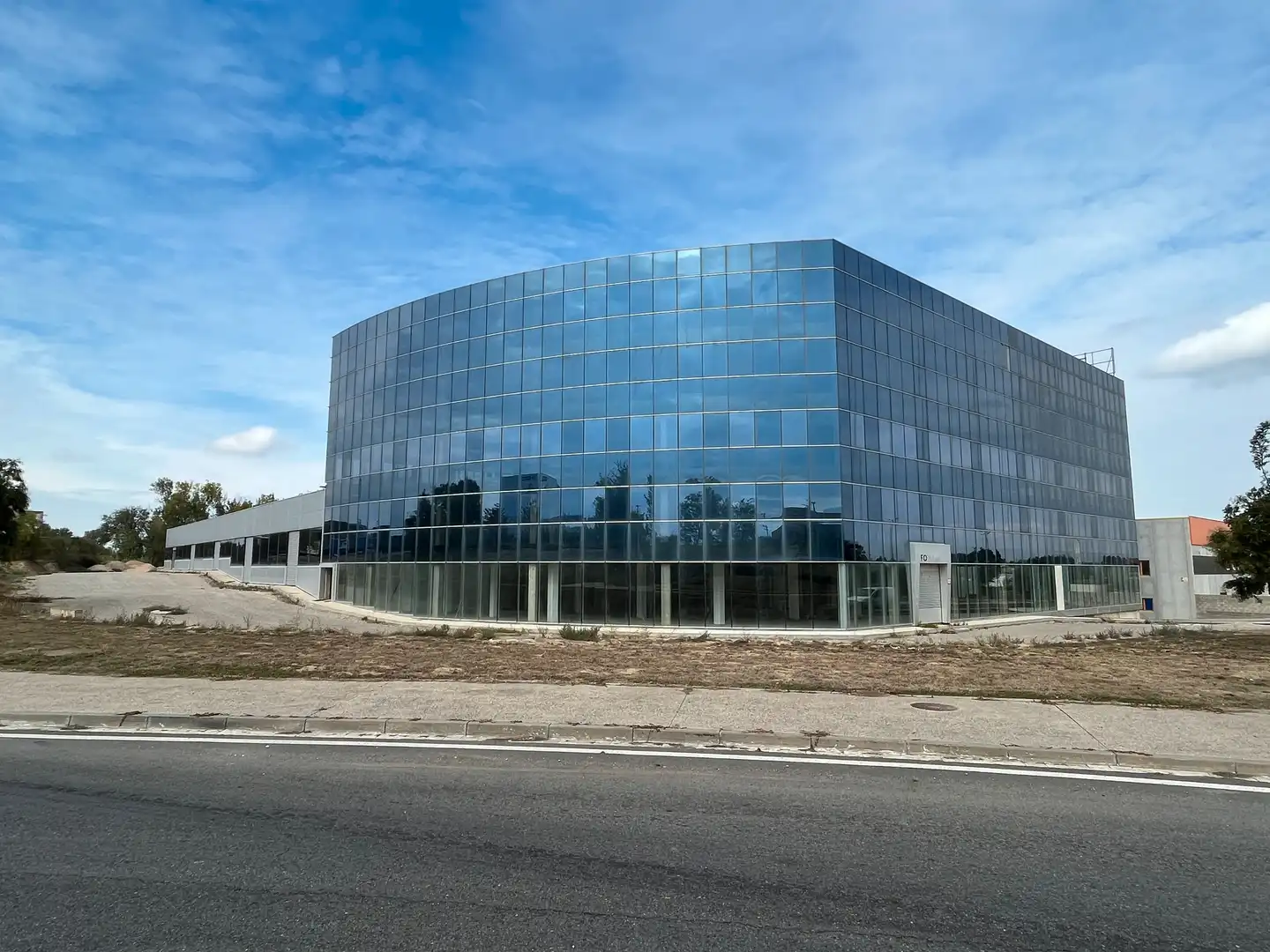 Gebäude zur Miete in Plaça Ramon Folch, Bellpuig