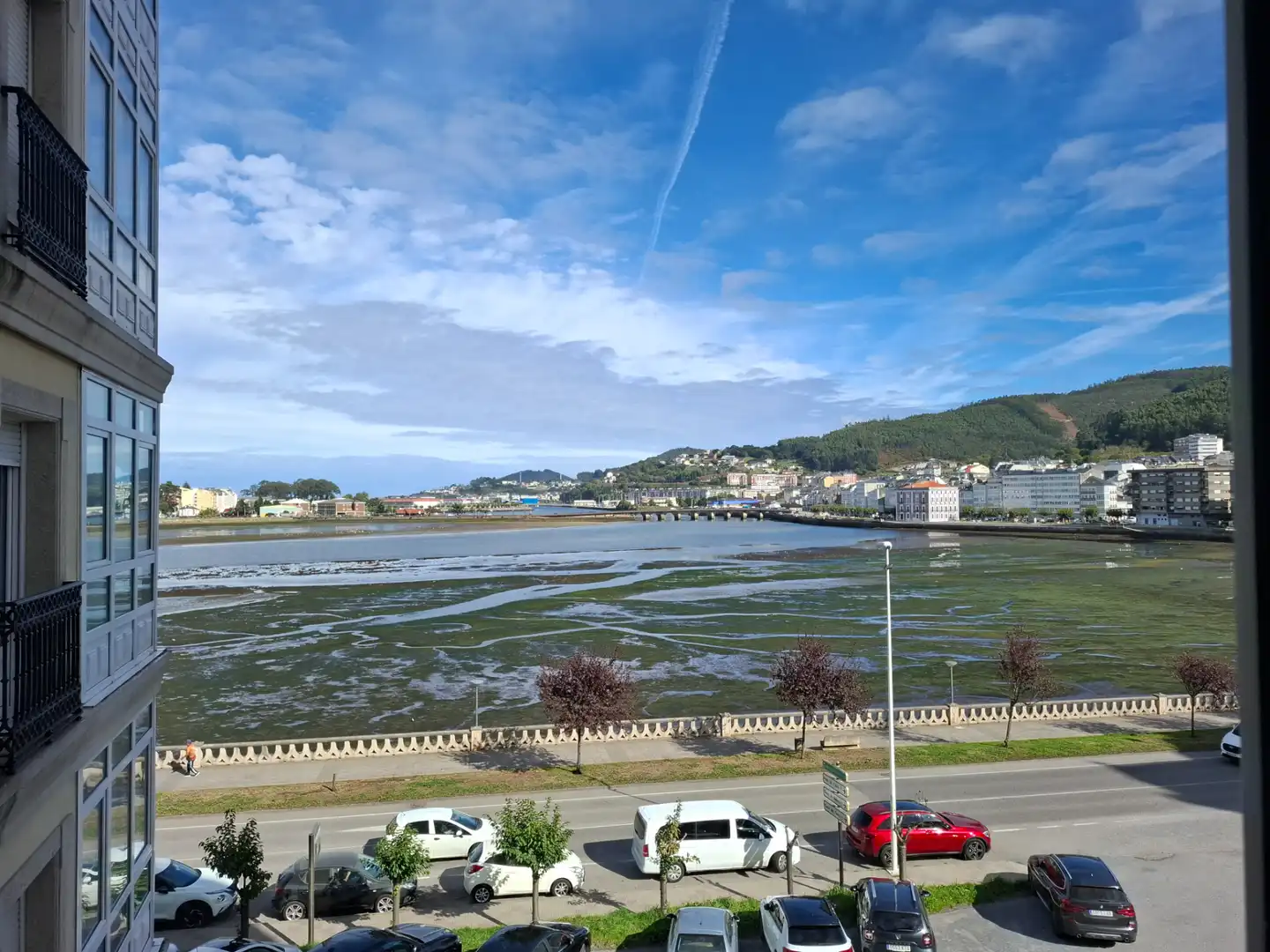 Vista exterior de Piso en venta en Viveiro, Lugo