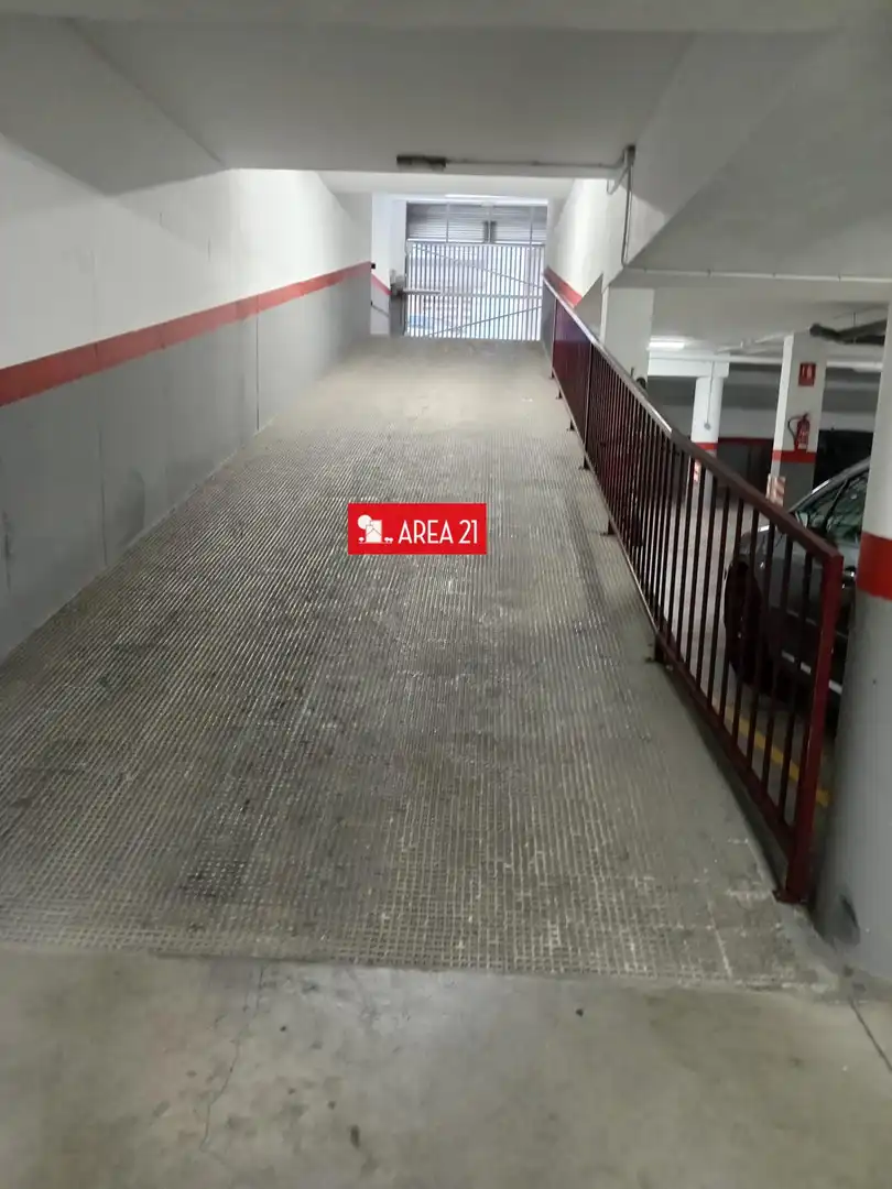 Piso en venta en La Pobla de Vallbona con Aire acondicionado, Calefacción y Trastero