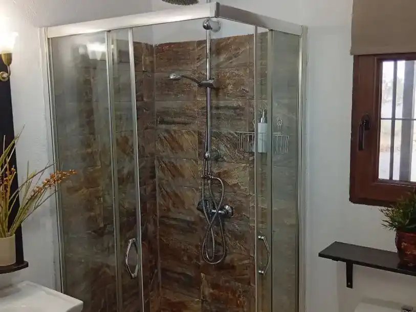 Baño de Finca rústica en venta en Pedroche