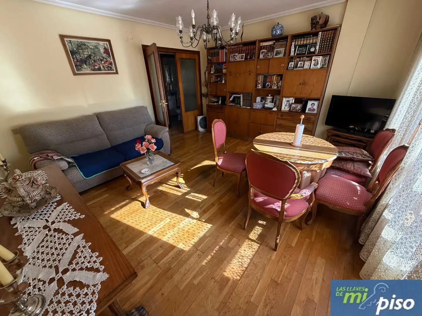 Piso con terraza en venta en Plaza Colegio de Santa Cruz 10, imagen 9
