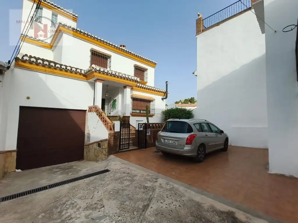 Villa in vendita a Calle Pintor Joaquin Sorolla