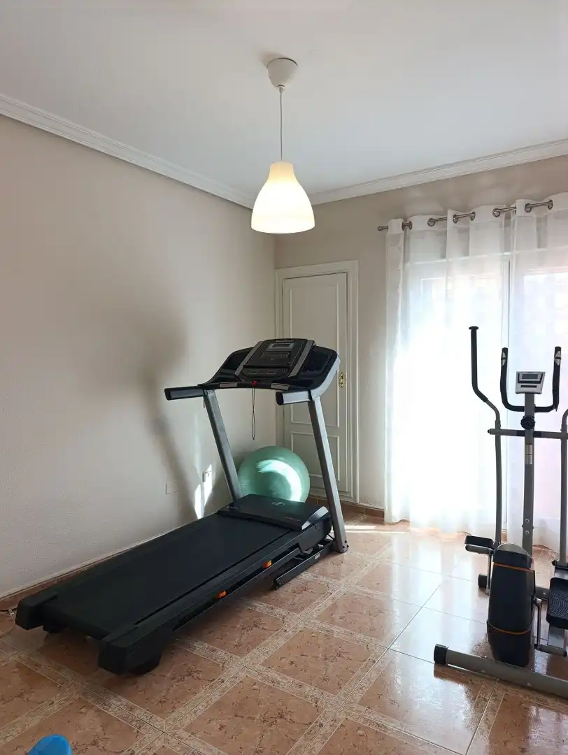 Habitación de Casa o chalet en venta en Ciudad Real con Aire acondicionado, Calefacción y Parquet