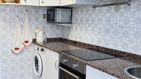 Foto 4 de Piso en venta en Plaza de la Hispanidad, Villalegre - La Luz, Avilés