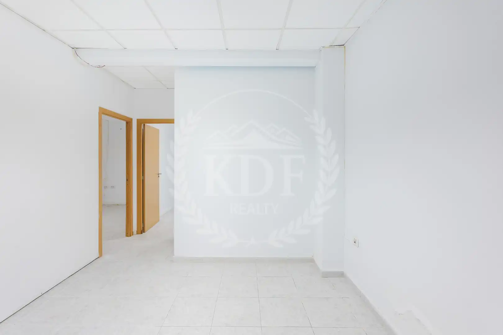 Local en venta en Santa Cruz de Tenerife con Aire acondicionado, Parquet y Alarma