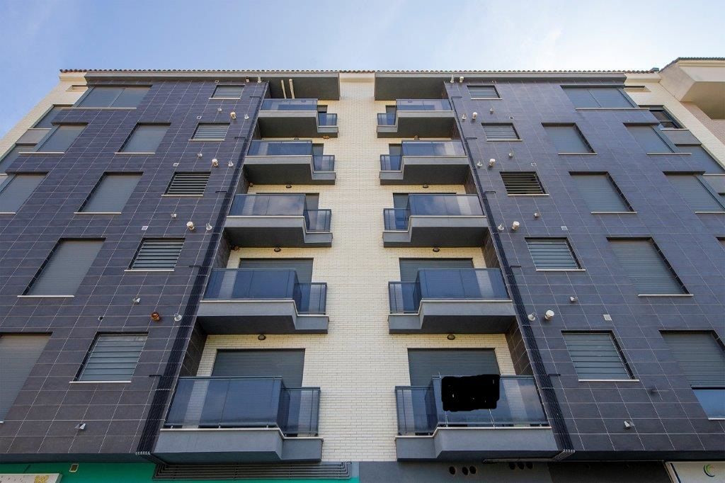 Vista exterior de Àtic en venda en Vila-real amb Calefacció, Terrassa i Traster