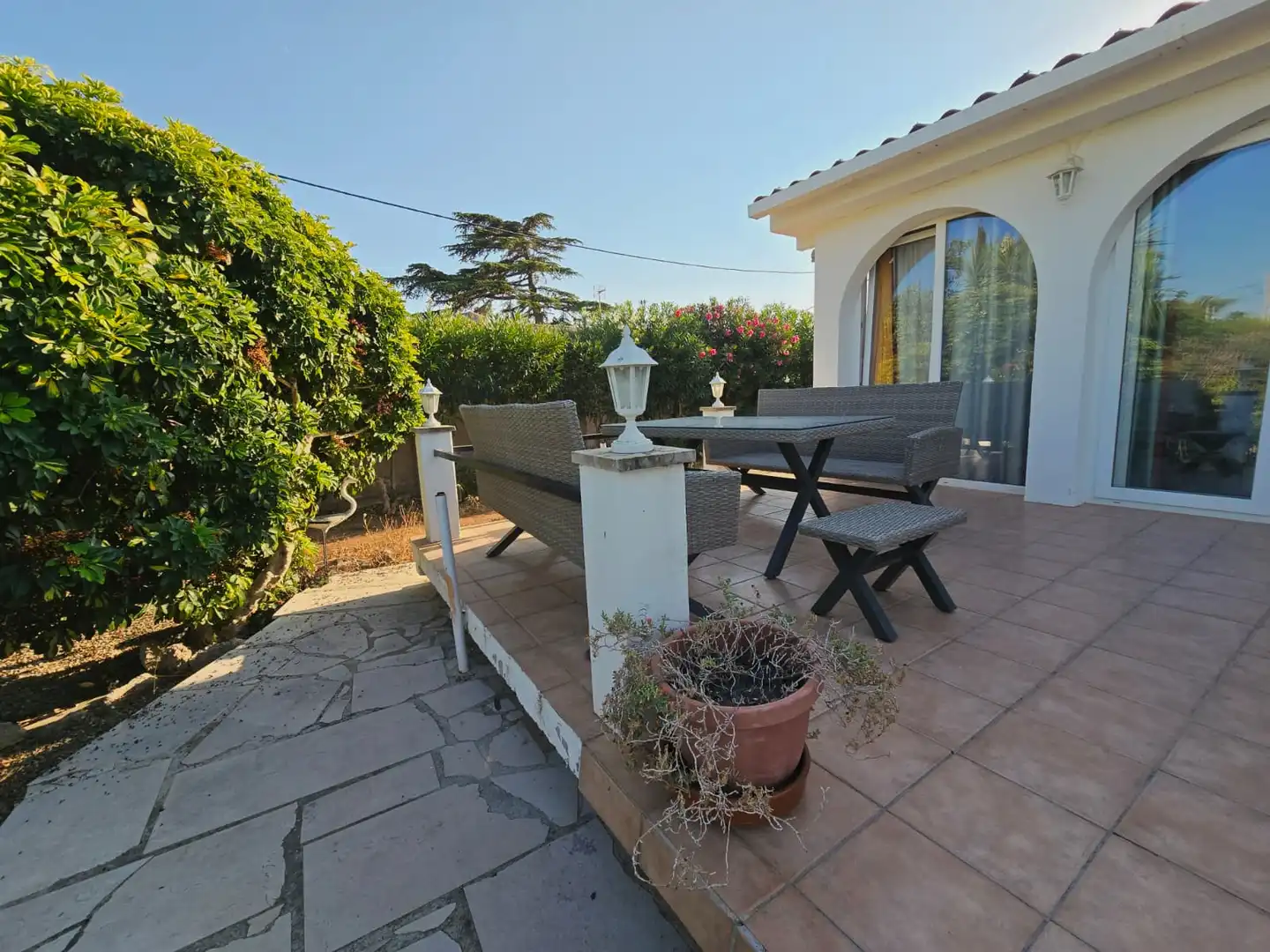 Terrassa de Casa o xalet en venda en Mont-roig del Camp amb Jardí privat, Traster i Piscina