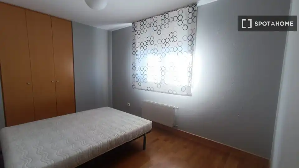 Room in Rochapea