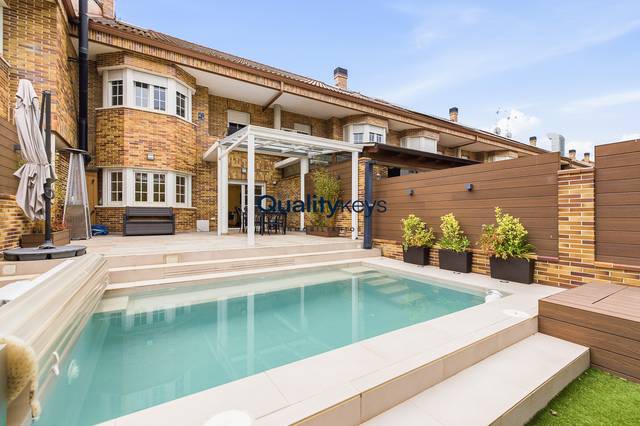 Casa-chalet en Venta en Valdebebas - Valdefuentes