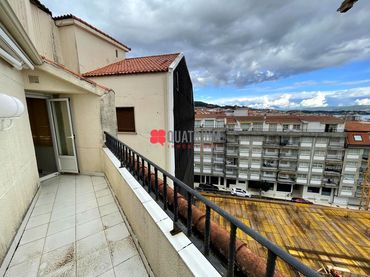 Dúplex amb ascensor en venda a Rúa Rosalía de Castro