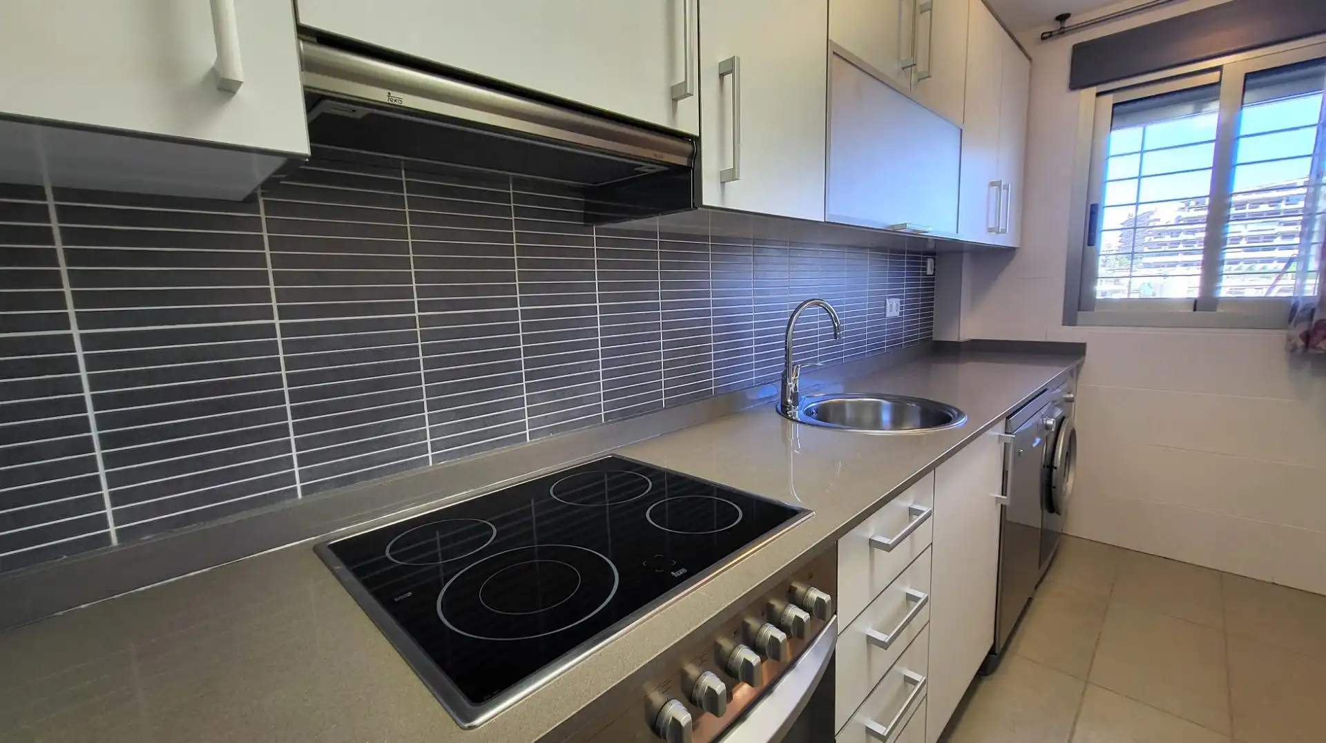 Kitchen of Apartments for sale in Elche / Elx  with Air Conditioner, Heating and Private garden