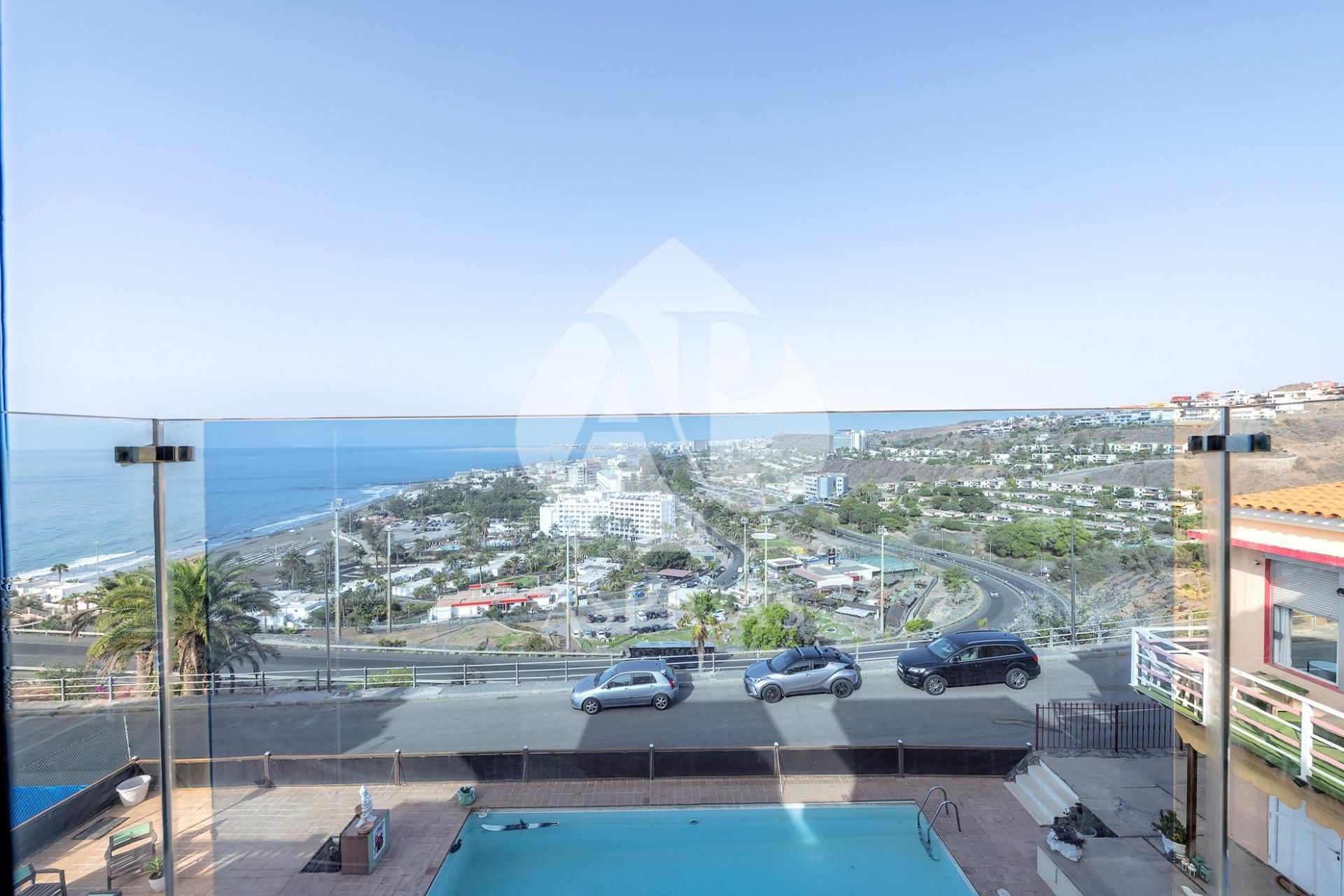 Exterior view of Attic for sale in San Bartolomé de Tirajana  with Balcony