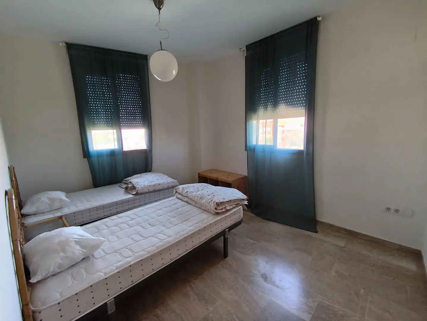 Habitación de Piso de alquiler en Aljaraque con Aire acondicionado y Amueblado