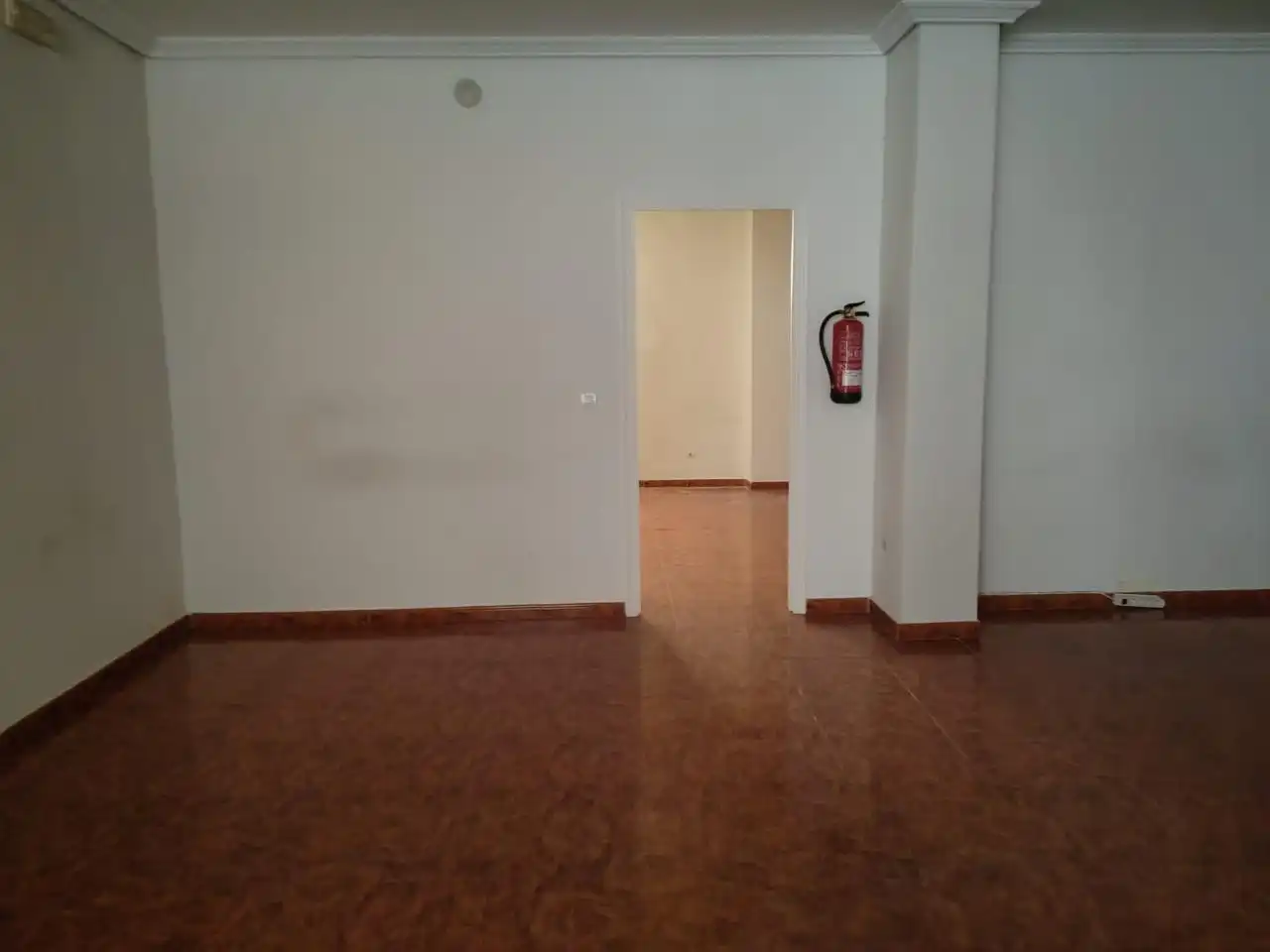 Local comercial de lloguer a Noroeste, imagen 6