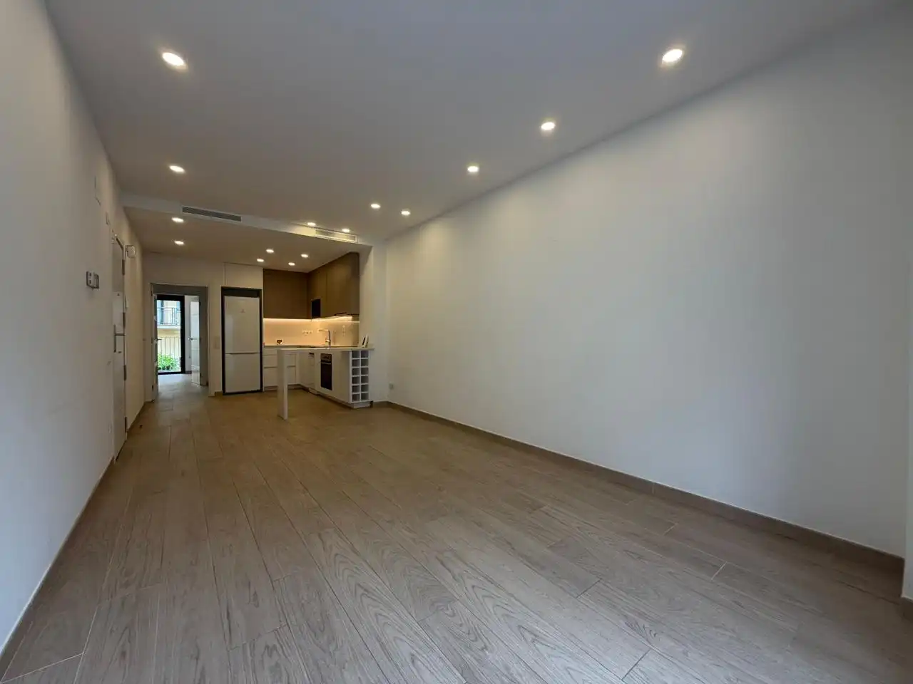 Sala d'estar de Pis en venda en Barcelona amb Aire condicionat, Parquet i Terrassa