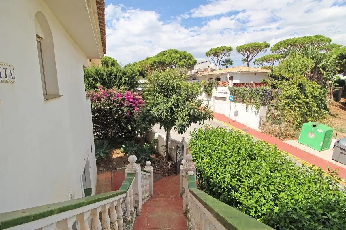 Chalet con piscina en venta en Calahonda, imagen 31
